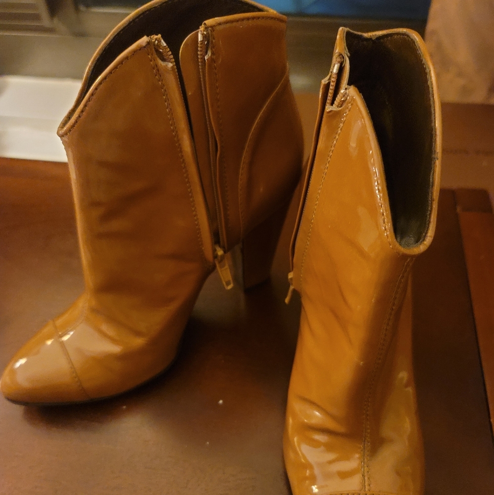 Burberry Ankle Boots Patent Brown Leather Black He